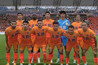 黄健翔：日韩伊朗是亚洲超一流队伍，国足算第二档已非常勉强